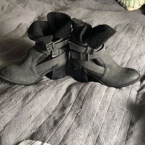 Women’s REPORT short chunk heeled Bootie